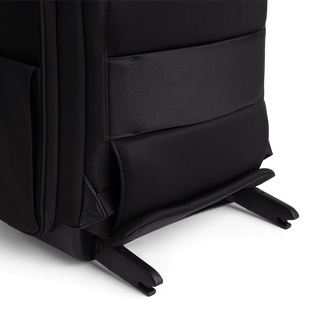 A Kamella Pet Backpack and Car Seat, in onyx, zoomed in on the isofix latches
