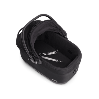 Maeve iso6x Wind pet car seat in the onyx fashion shown from above with the mesh mattress pad
