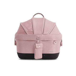 Maeve iso5x Wind pet car seat in the sakura fashion shown from the front with the power bank bag attached