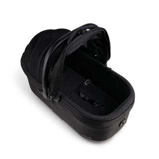 Tavo Pets Maeve ixo7x R crash tested dog car seat in Onyx black durable interior with leash